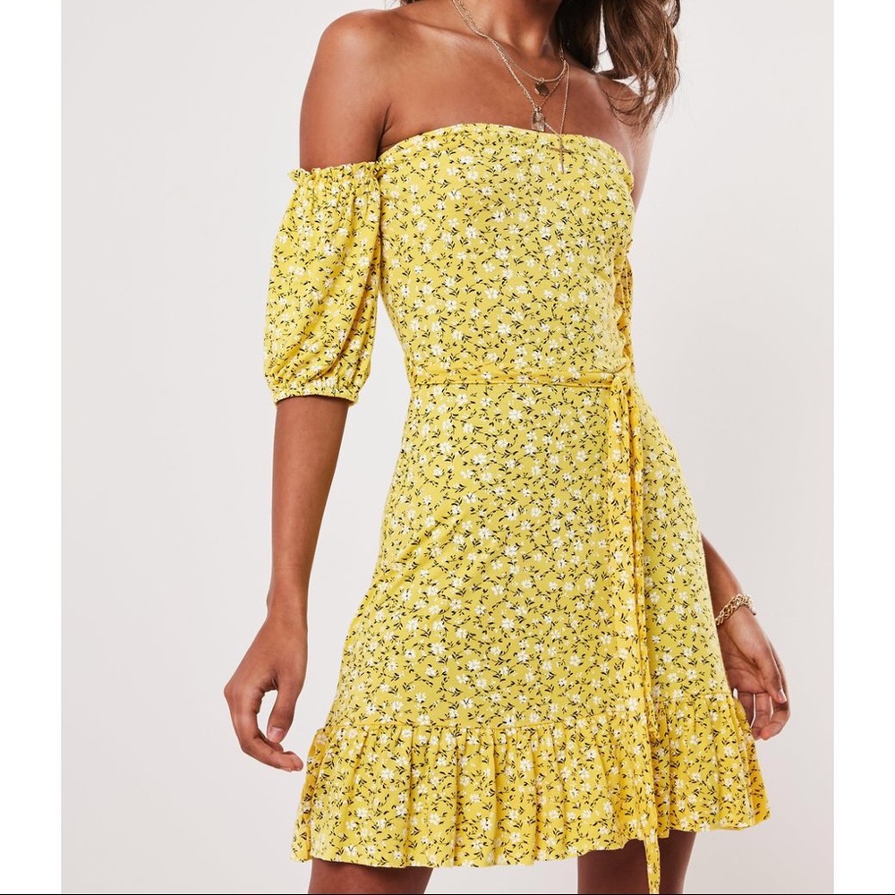 MISSGUIDED SOLD OUT YELLOW PRINT SKATER DRESS